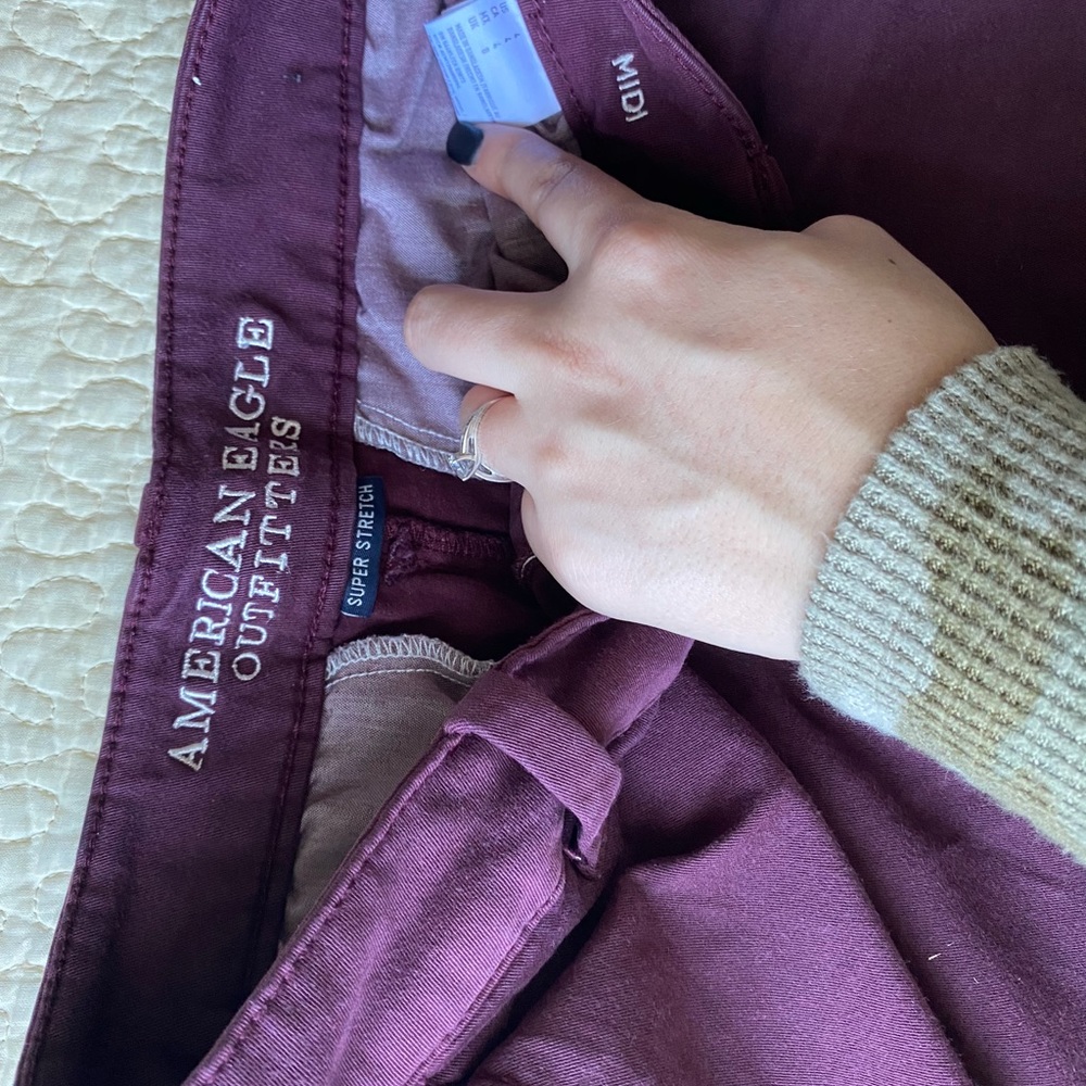 Size 4 American eagle shorts never worn